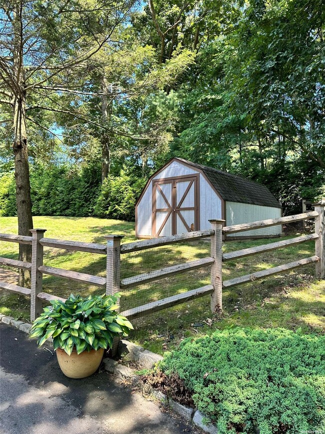 Building Photo - 37 Stonywell Ct