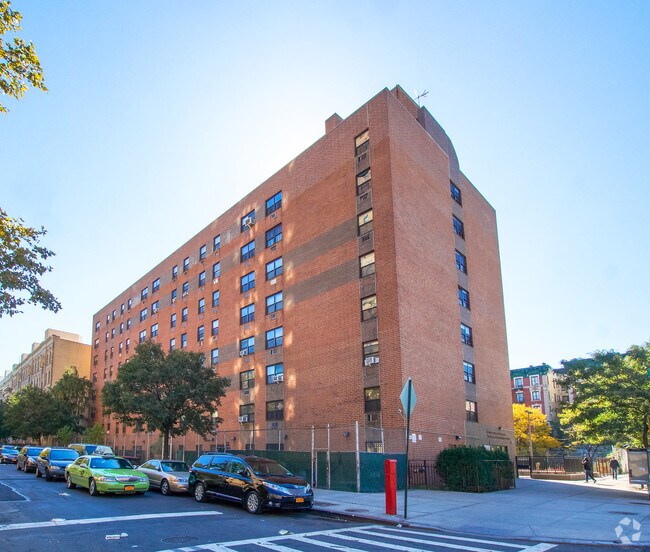 Foto del edificio - Mother Zion-McMurray Apartments