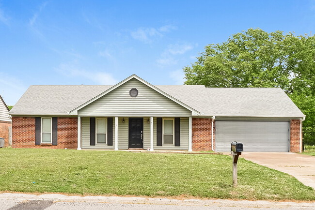 Building Photo - 2621 Pintail Dr