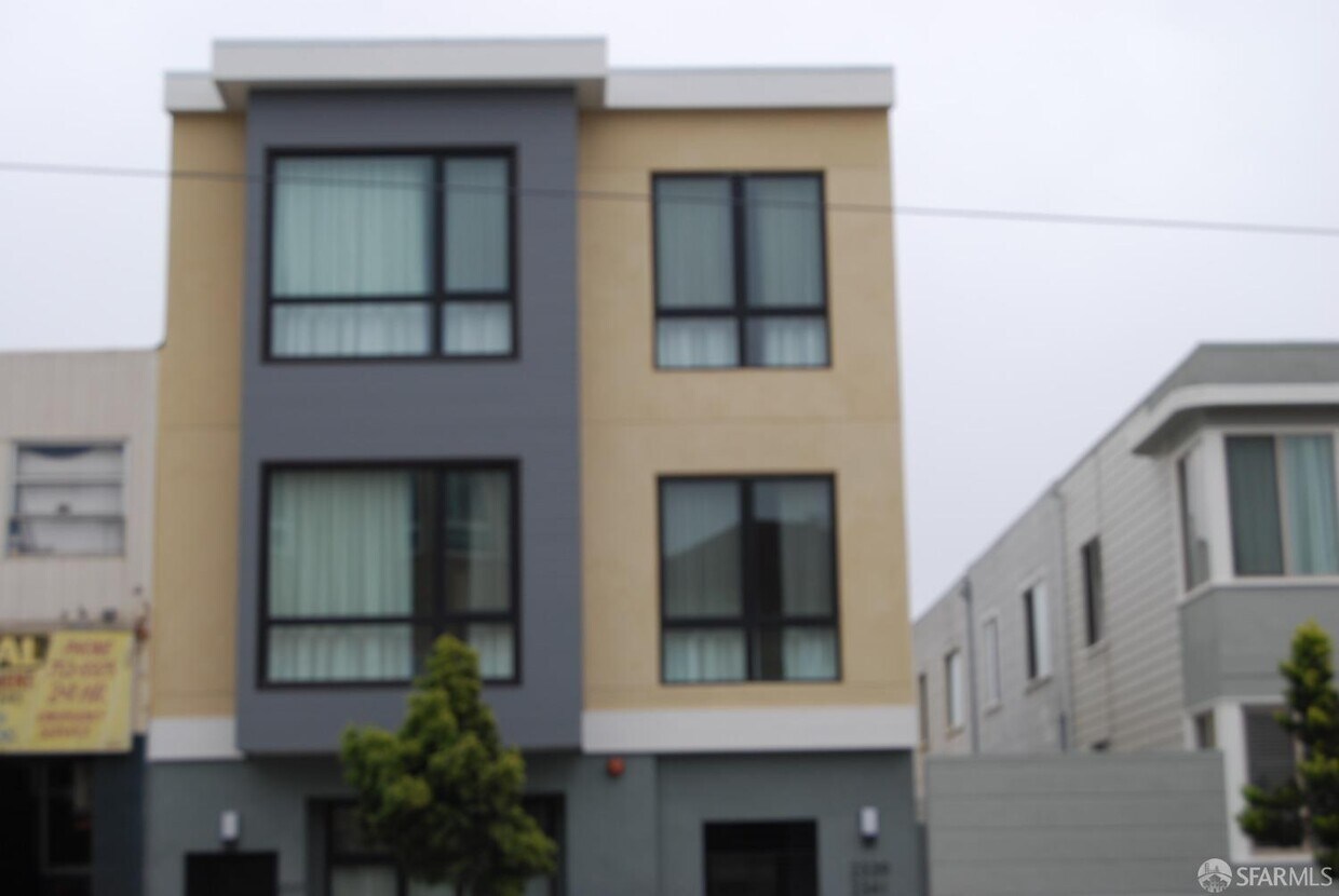 Foto principal - 2339 Taraval St