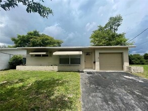 Building Photo - 2985 NW 69th Ave