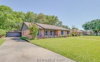 Building Photo - 2810 Cherry Creek Cir
