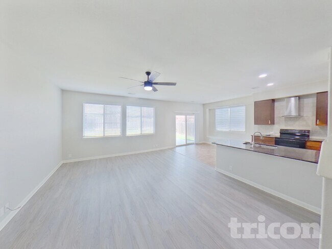 Foto del edificio - 423 Hayes St