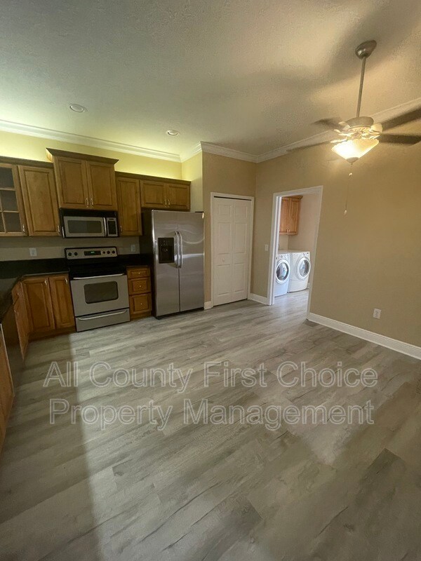 Building Photo - 9718 Taylor Rose Ln