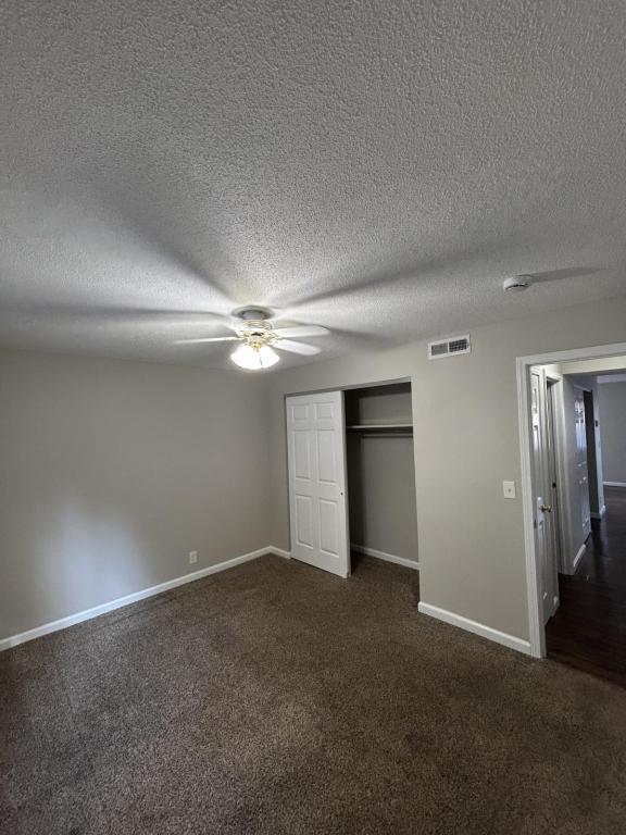 Foto del edificio - 49 Devon Ct