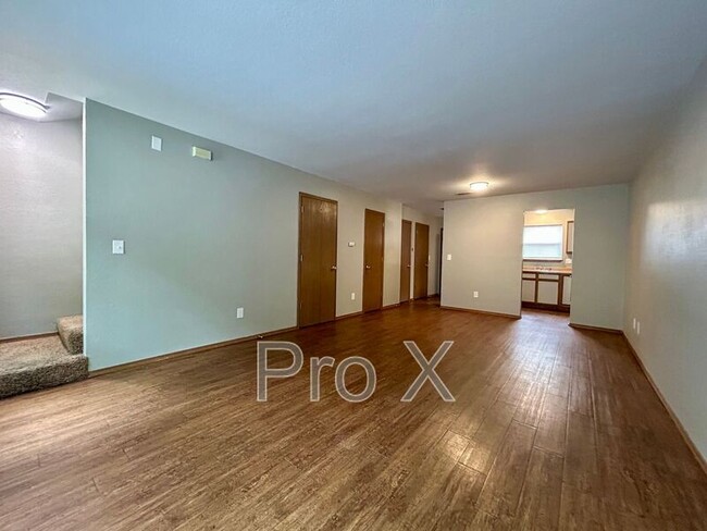 Foto del edificio - 1450 E Sequoyah Ct