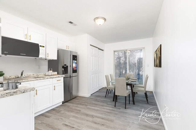 Dining Area New Kitchen - Cottonwood Village