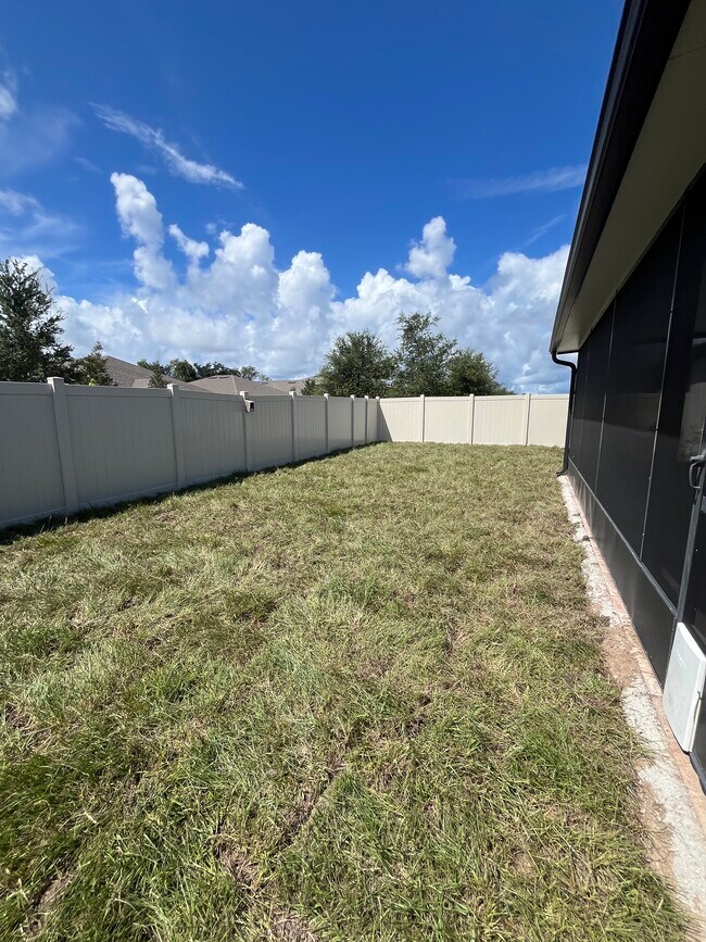 Foto del edificio - 377 Snook Pl