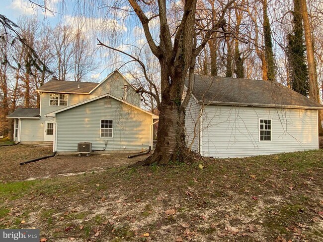 Foto del edificio - 9000 Tonyas Terrace