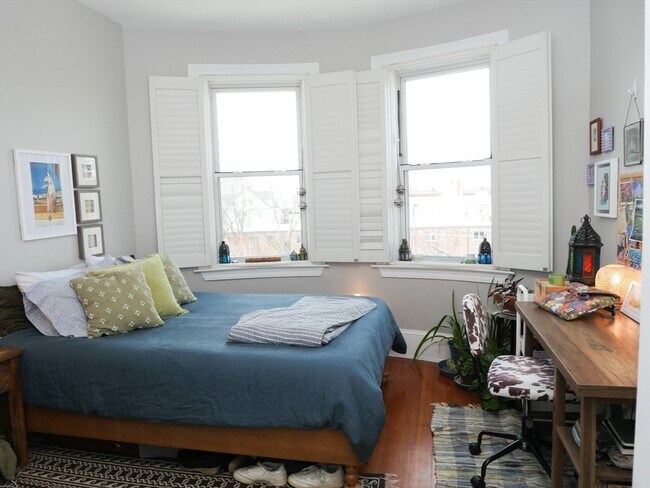 Foto del edificio - 4 Chestnut Hill Ave