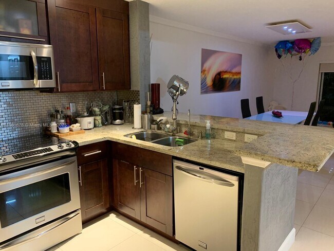Foto del edificio - 11548 NW 48th Terrace