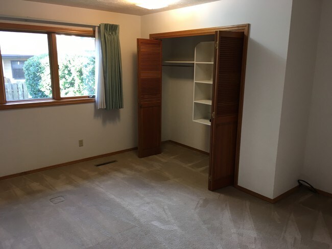 Foto del edificio - 1712 W Olive St