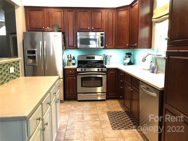 Foto principal - 19424 Makayla Ln
