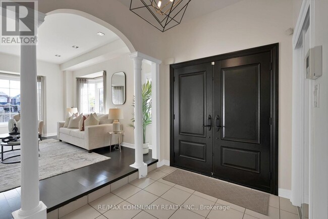 Building Photo - 62 McCourt Dr