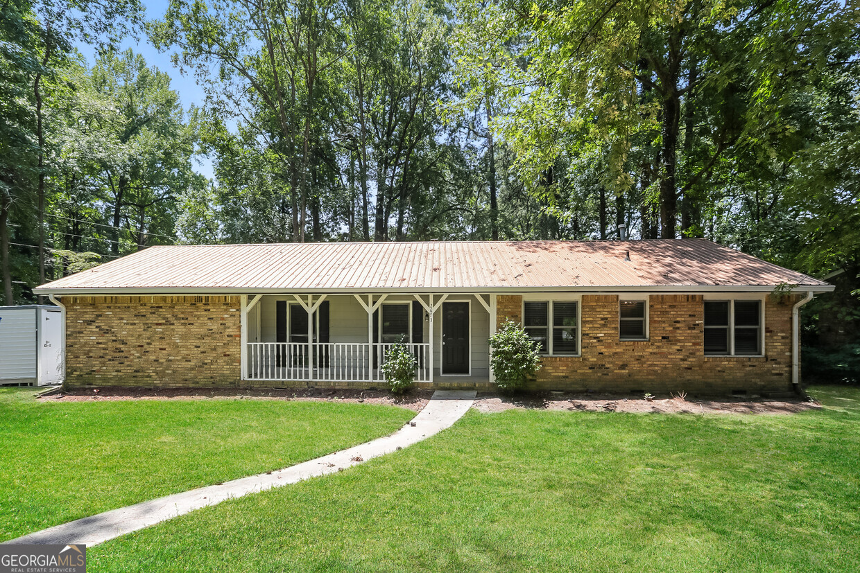 Primary Photo - 2673 Green Valley Ct