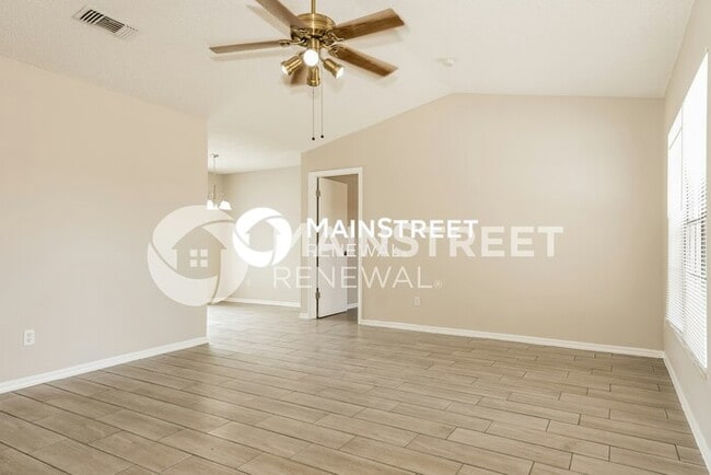 Building Photo - 3 Bedroom Pet-Friendly Home in DELTONA, FL...