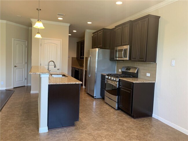 Foto del edificio - 14001 Avery Ranch Blvd