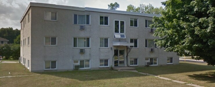 Primary Photo - 520 Almond St N
