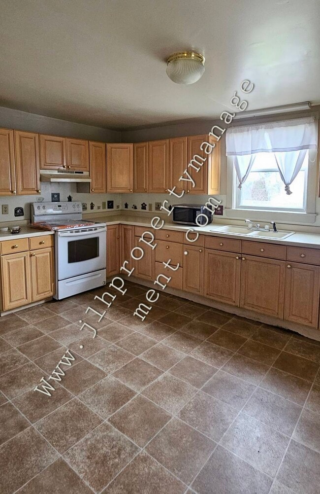 Foto del edificio - 618 W Clark St