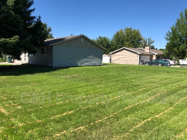 Building Photo - 1507 Elaine St