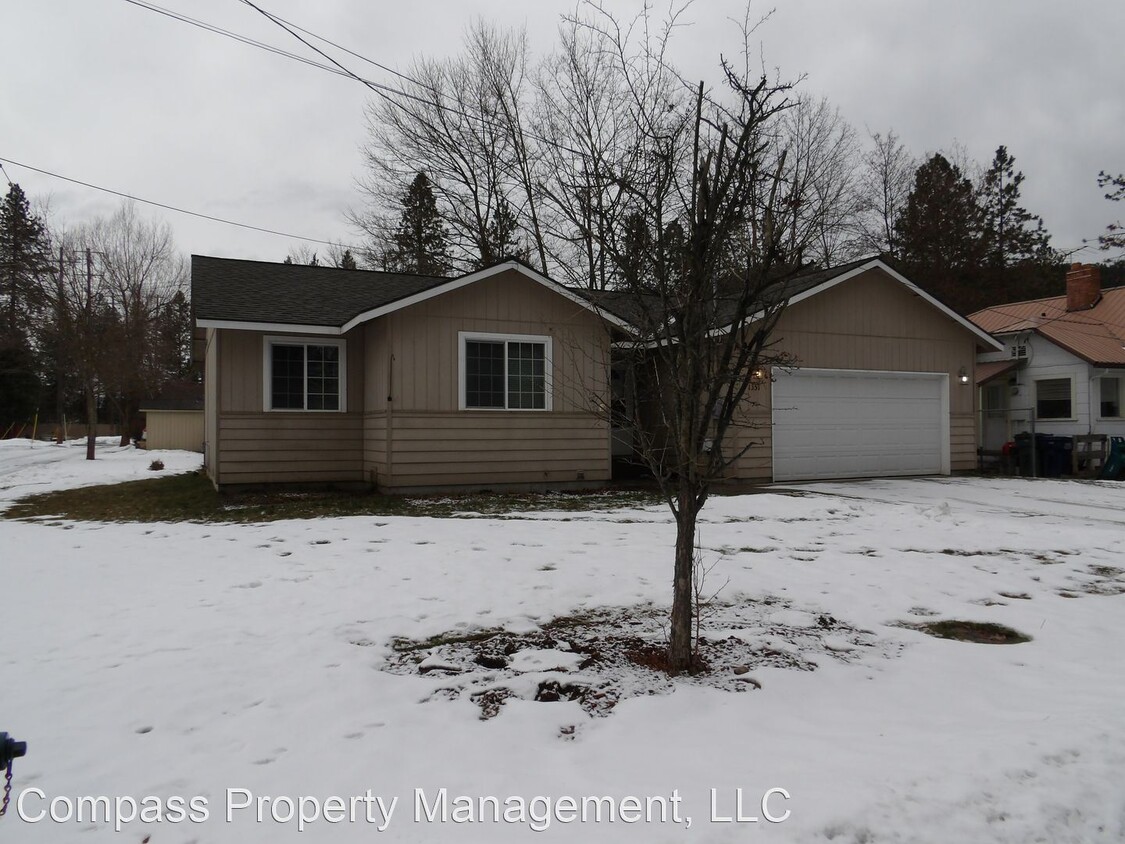 Primary Photo - 3 br, 2 bath House - 1351 E Linden Ave.