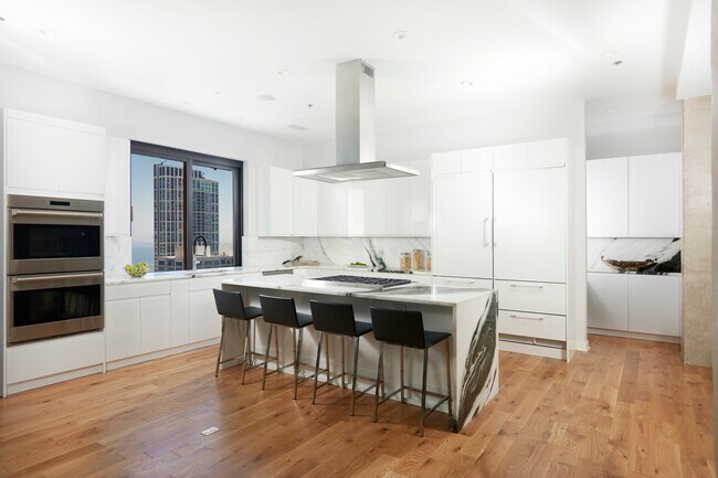 Foto del edificio - 200 N Dearborn St