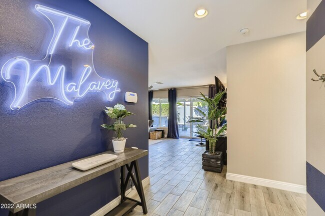 Foto del edificio - 4607 N 82nd St