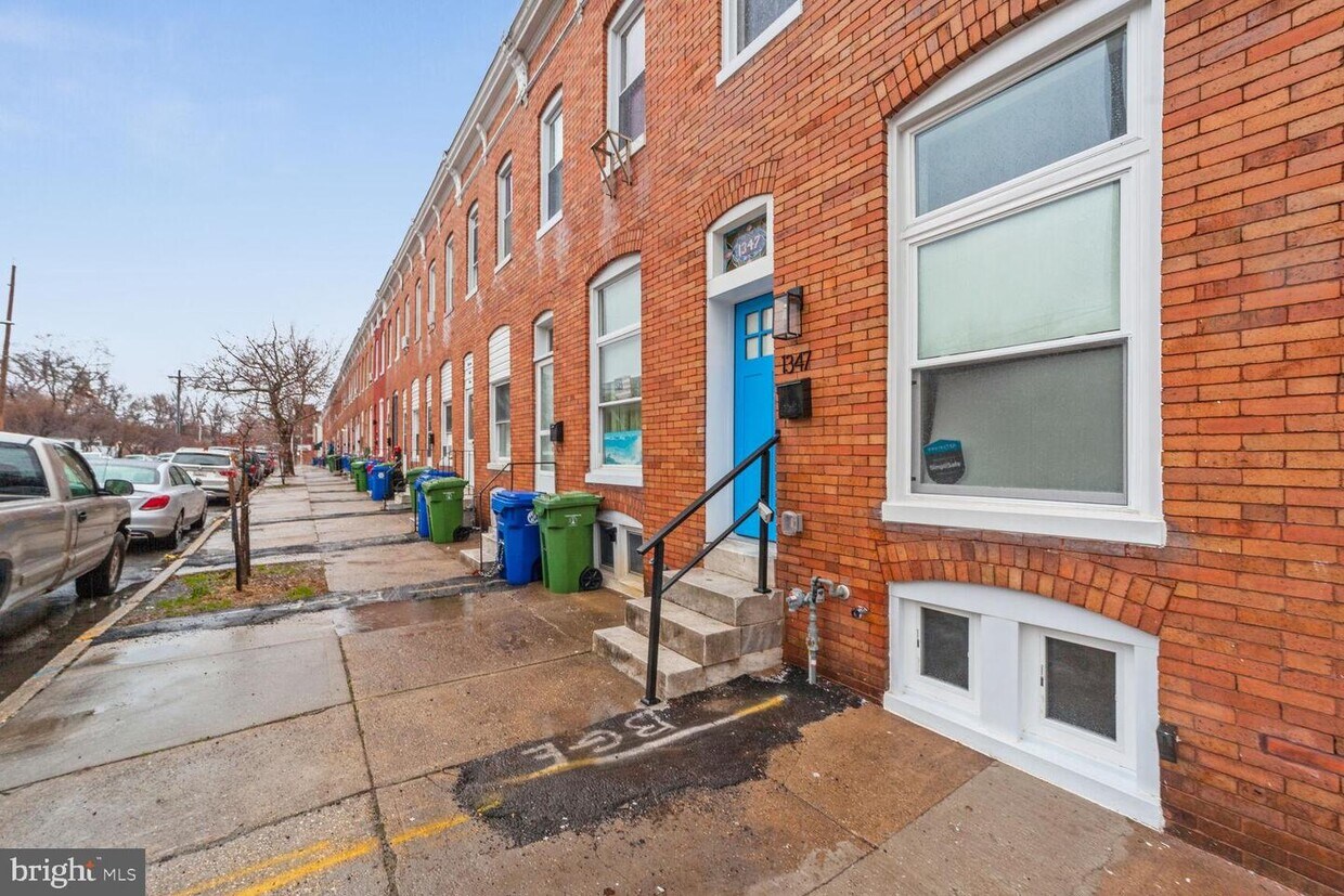 Primary Photo - 1347 Herkimer St
