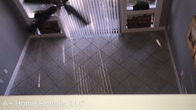 Building Photo - 1 br, 1 bath House - 6098 Peregrine Ave.  ...