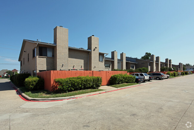 Primary Photo - Buckingham Townhomes