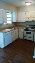 Building Photo - 5605 Old Hickory Ln