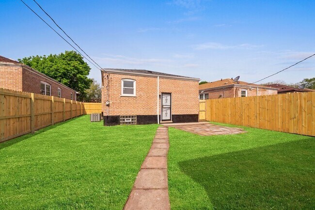 Building Photo - 11409 S Carpenter Street
