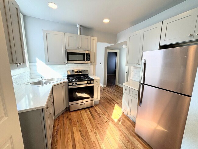 Foto del edificio - 5231 S Michigan Ave