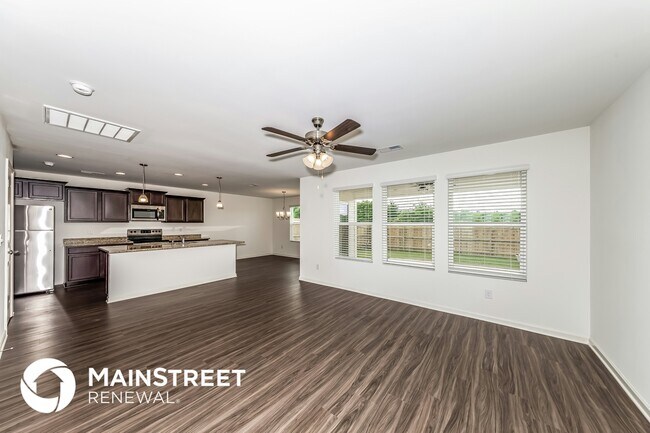 Foto del edificio - 940 Hawthorn Ln