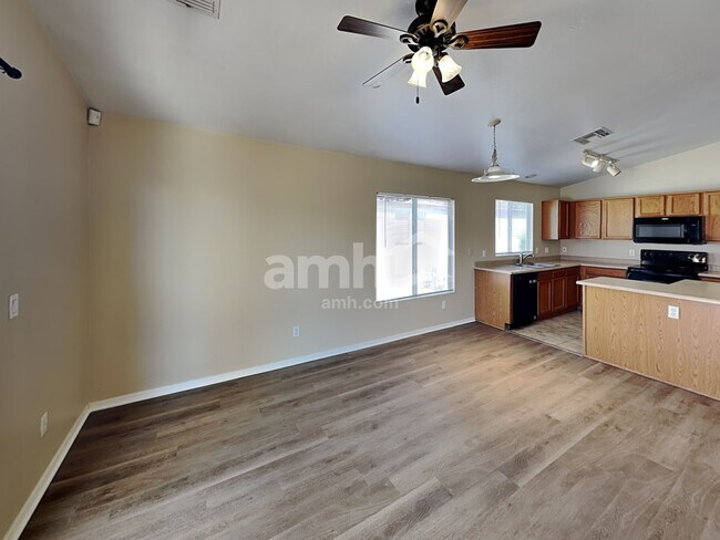 Foto del edificio - 12937 W Cherry Hills Dr