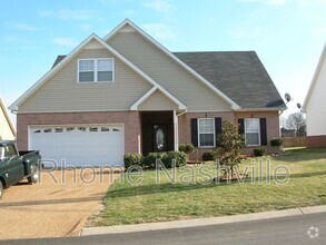 Building Photo - 1019 Golf View Way