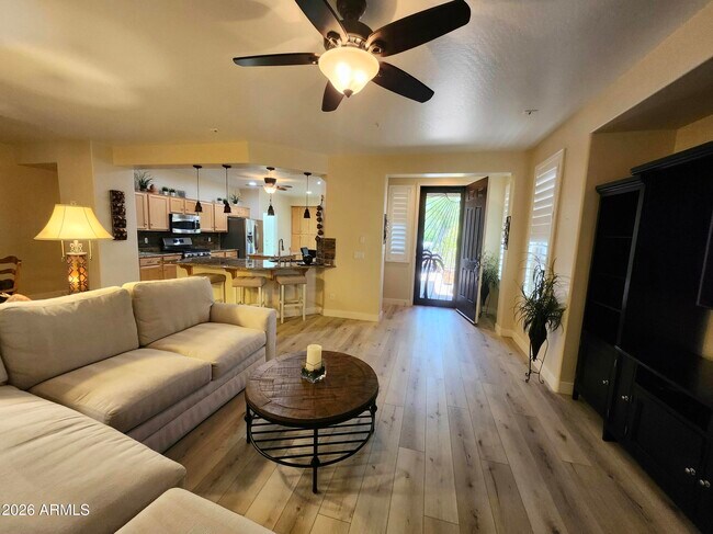 Foto del edificio - 12864 W Hedge Hog Pl