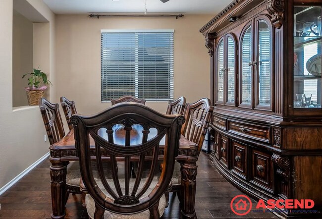 Foto del edificio - Fabulous Home Off Kern Canyon Rd and Mesa ...