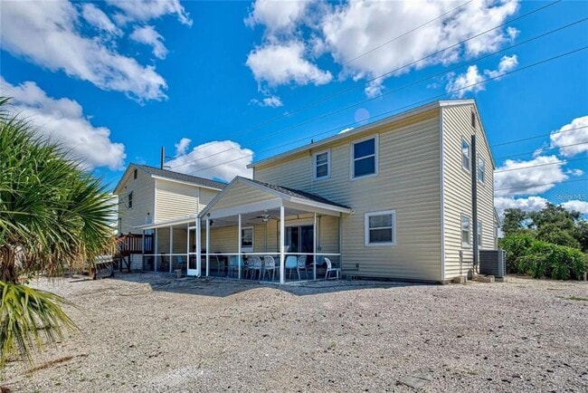 Foto del edificio - 4416 Englewood Rd