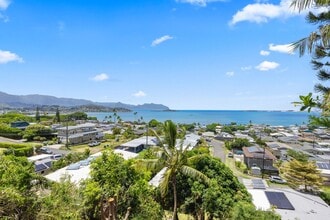 Building Photo - 44-737-737 Hoonani Pl