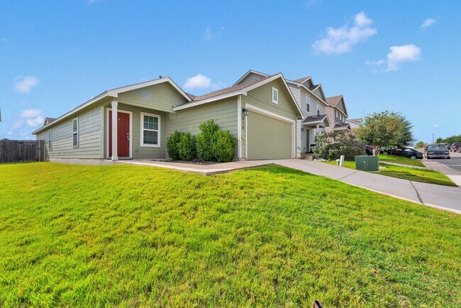 Foto del edificio - Beautiful 4 bedroom home in Rosillo Creek!...