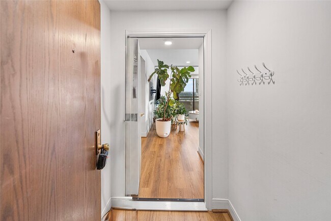 Foto del edificio - 14 Greenway Plz