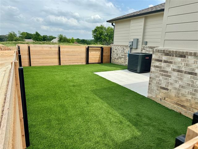 Foto del edificio - 9720 Thorncrown Ln