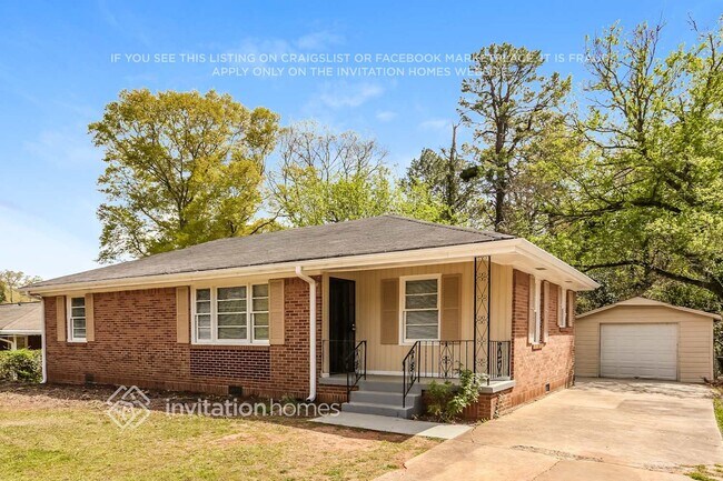 Foto del edificio - 2121 Cherry Ln