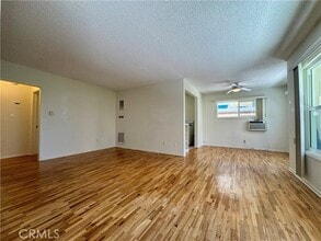 Building Photo - 122 Croft Ave