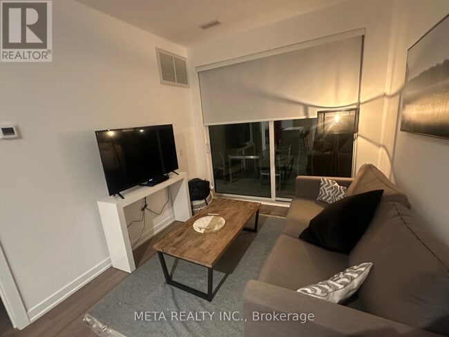 Building Photo - 120 Carrick Trail