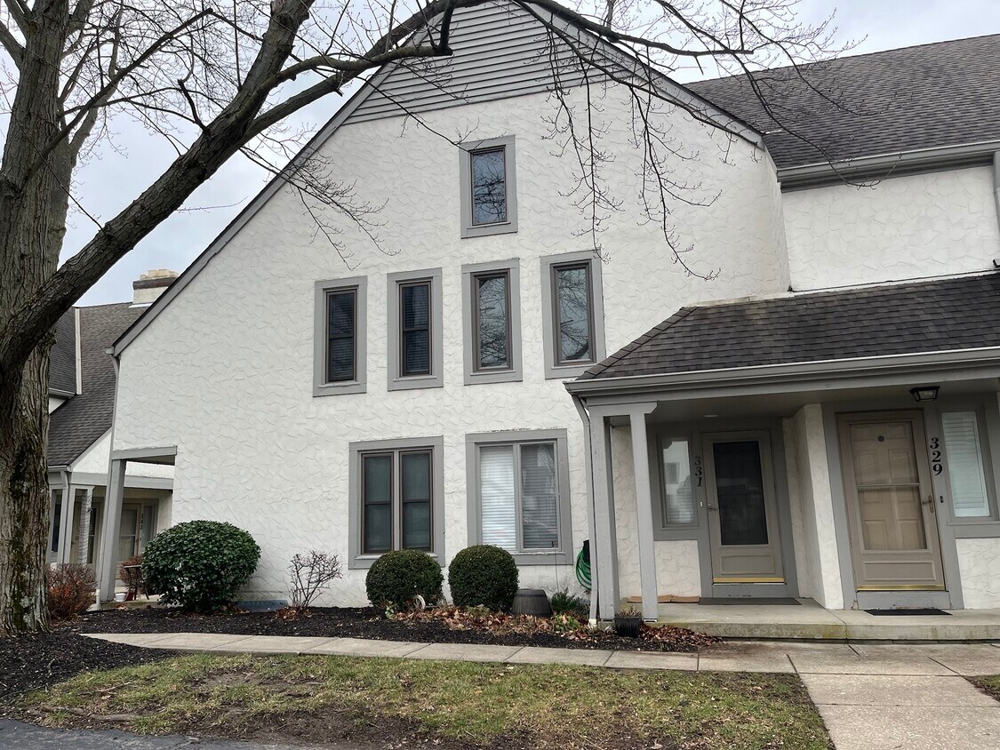 Foto principal - 331 St Andrews Dr