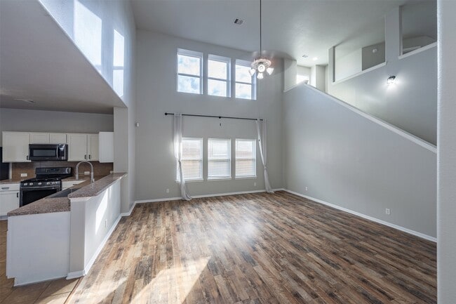 Building Photo - 18318 Canary Bluff Ln