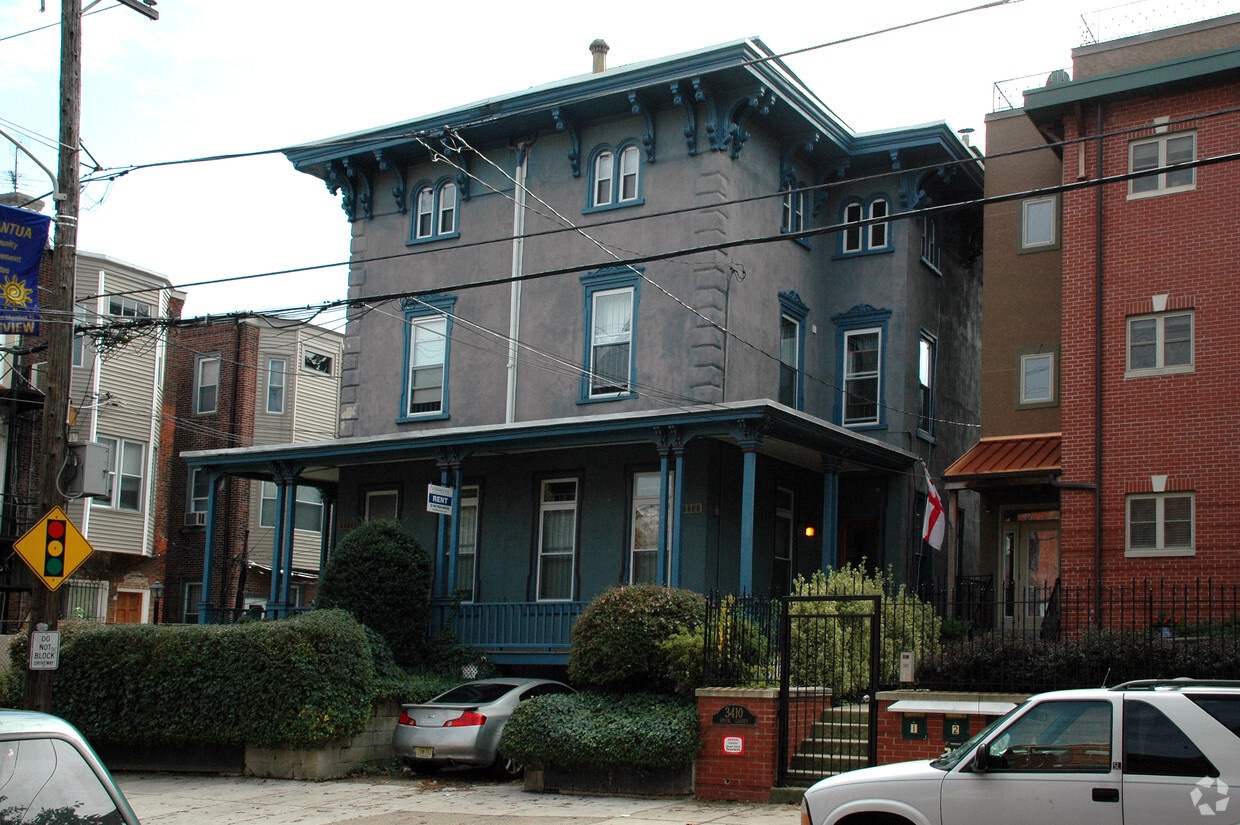 Building Photo - 3406-3408 Spring Garden St