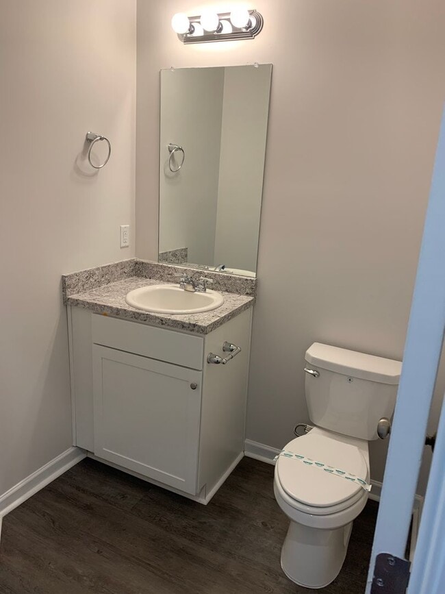 Building Photo - *Pre-leasing* Three Bedroom | Two Bath Hom...